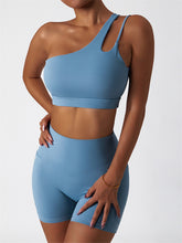 Load image into Gallery viewer, One-Shoulder Shockproof Yoga Bra Cloud Sense Beauty Back Exercise Bra