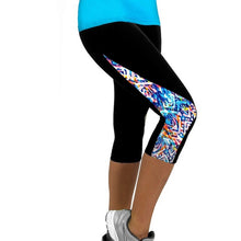 Load image into Gallery viewer, Capris Splice Leggings