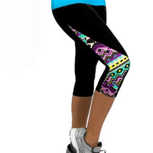 Load image into Gallery viewer, Capris Splice Leggings