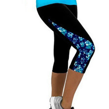 Load image into Gallery viewer, Capris Splice Leggings